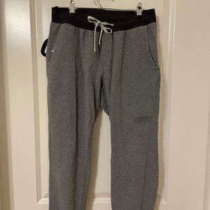Vuori Cotton Joggers, Gray